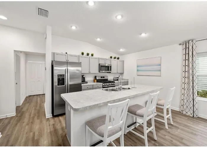 The 2Br Golf And Games Residence