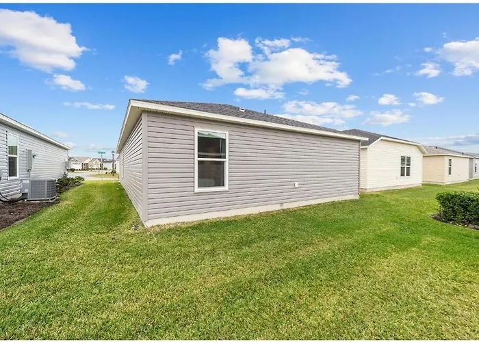 The 2Br Golf And Games Residence